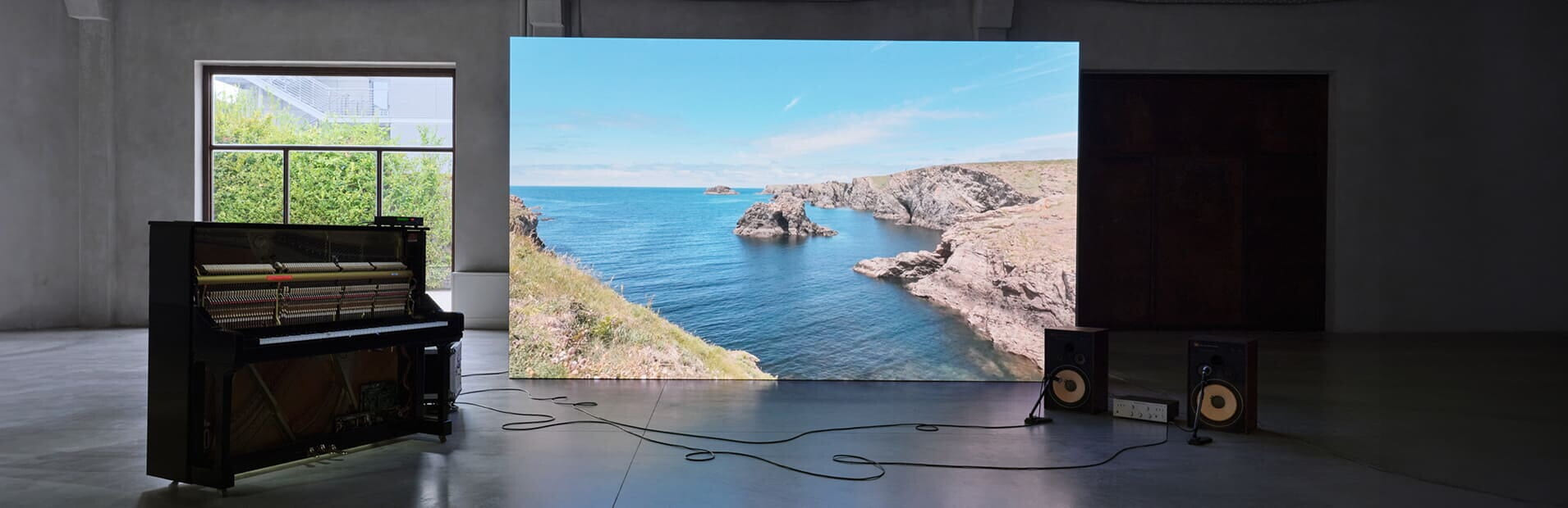 Entanglements: the invisible yet complex threads of Yuko Mohri